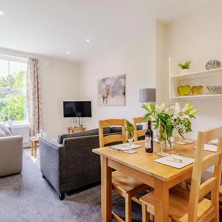 Shuttle Northallerton